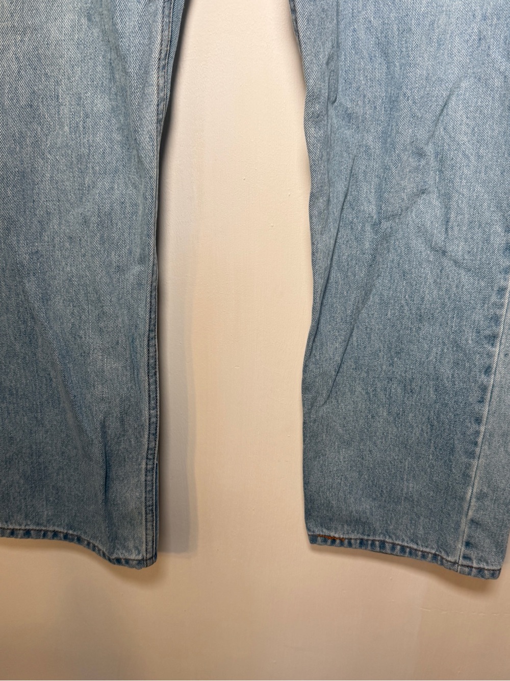Levi's 505 Regular Fit 38x32 Light Blue Men’s Jeans - Picture 3 of 8